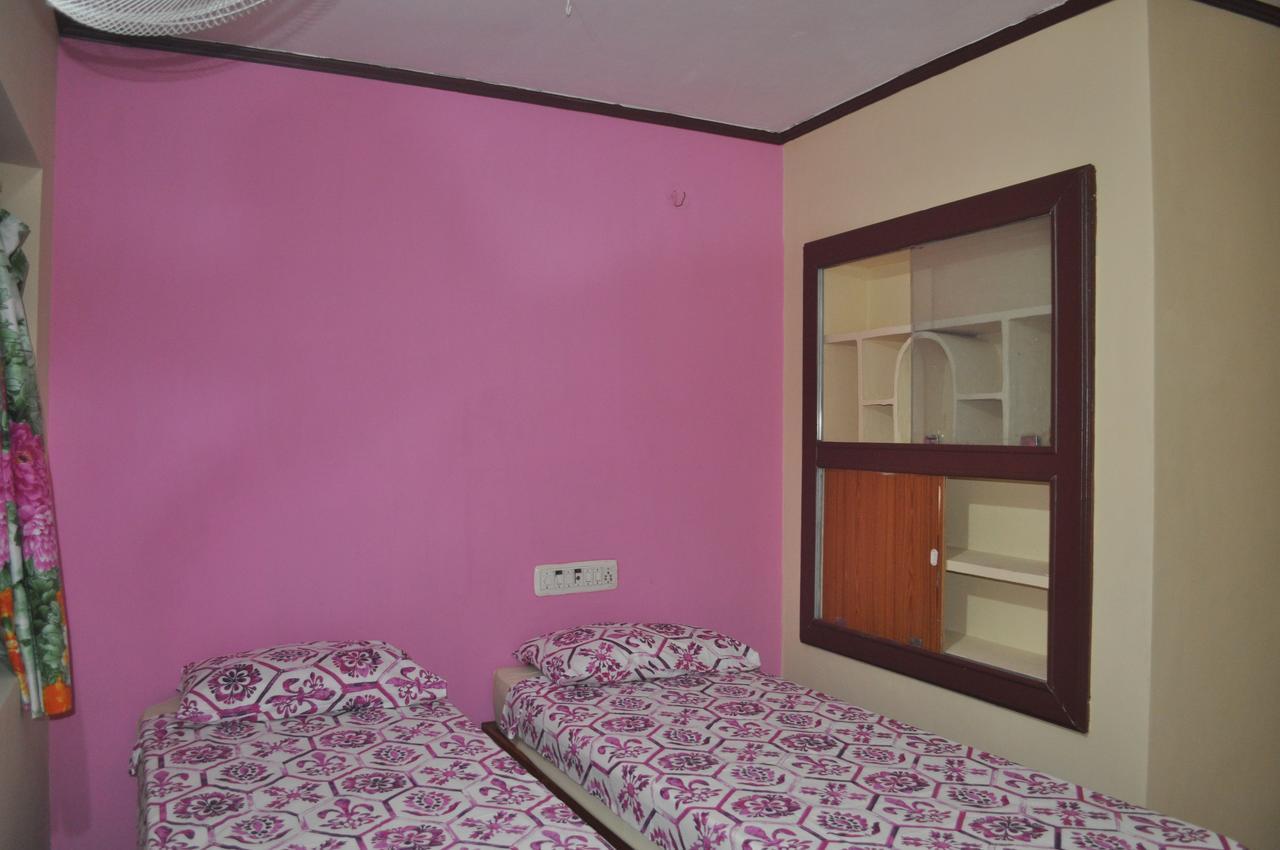 Uma Shankar Hampi Kamer foto